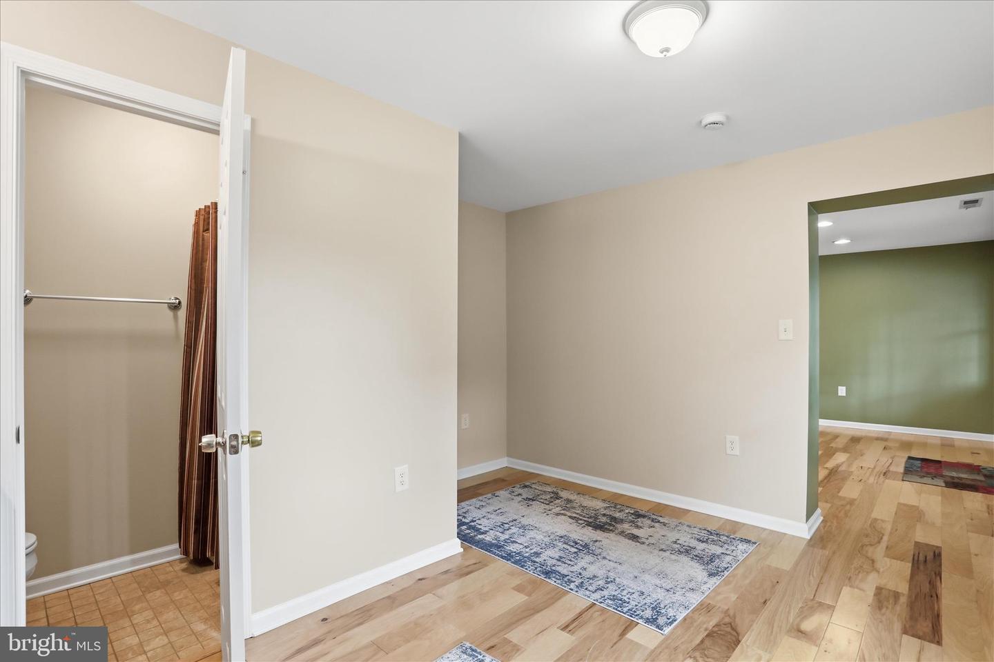 297 Euclid Ave Property Photo 7