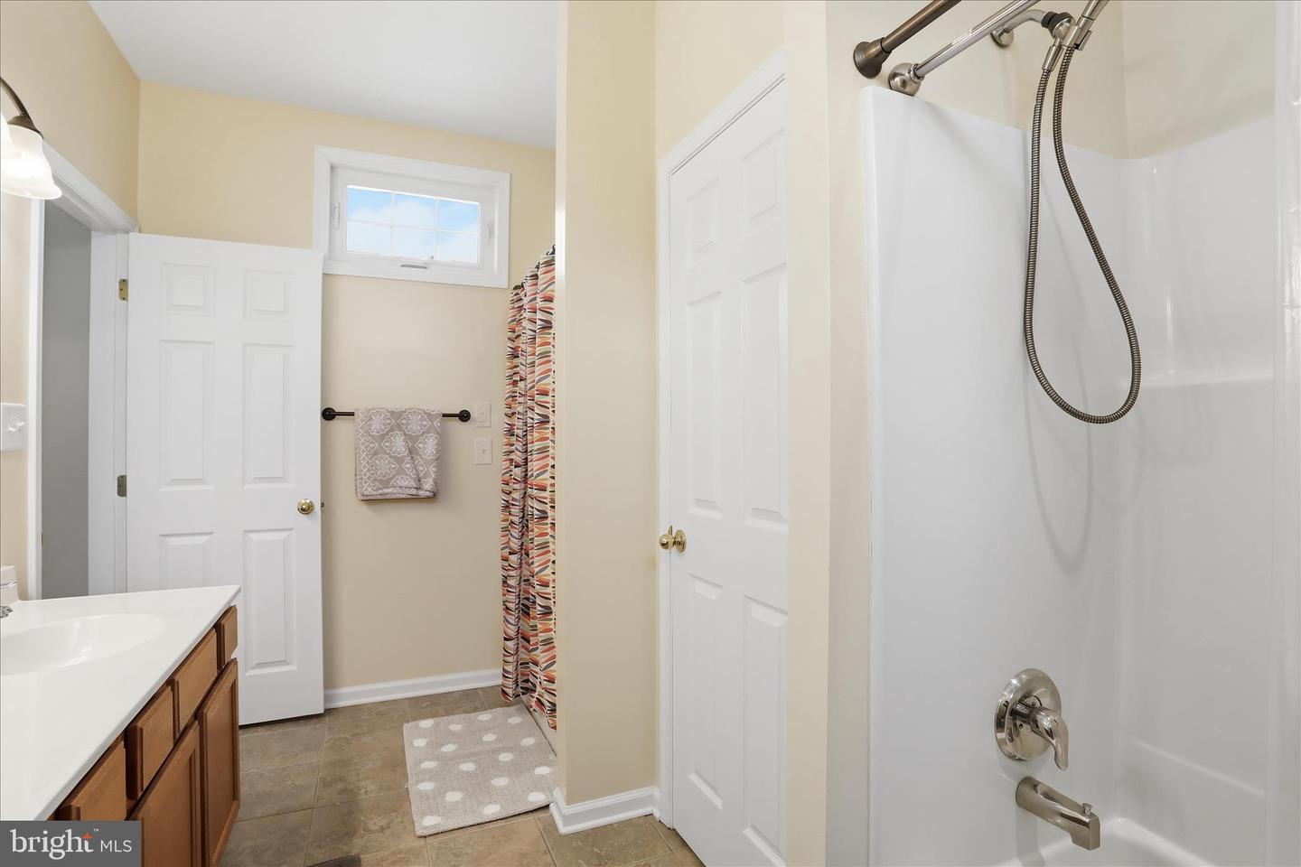 297 Euclid Ave Property Photo 19
