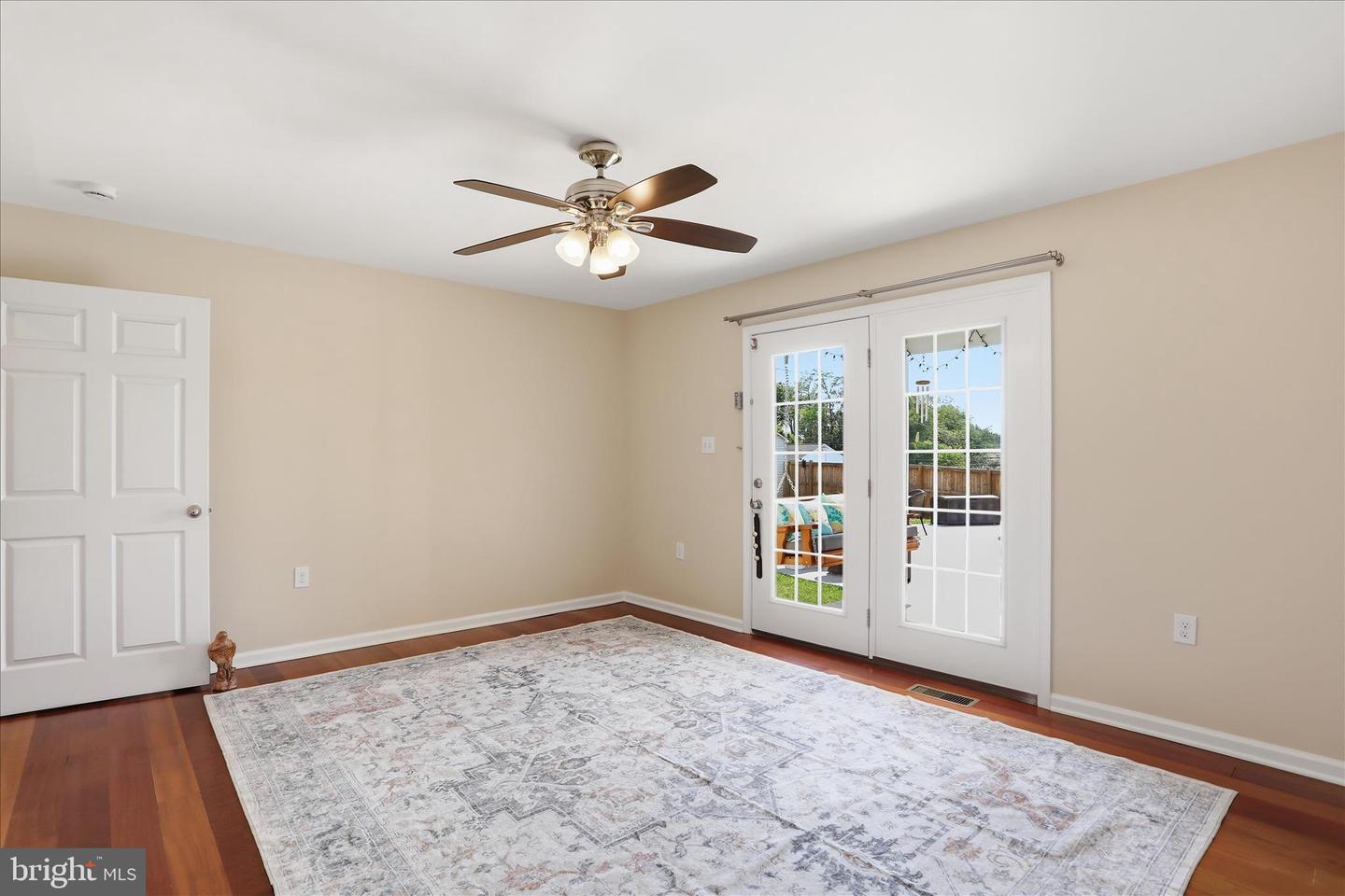 297 Euclid Ave Property Photo 51
