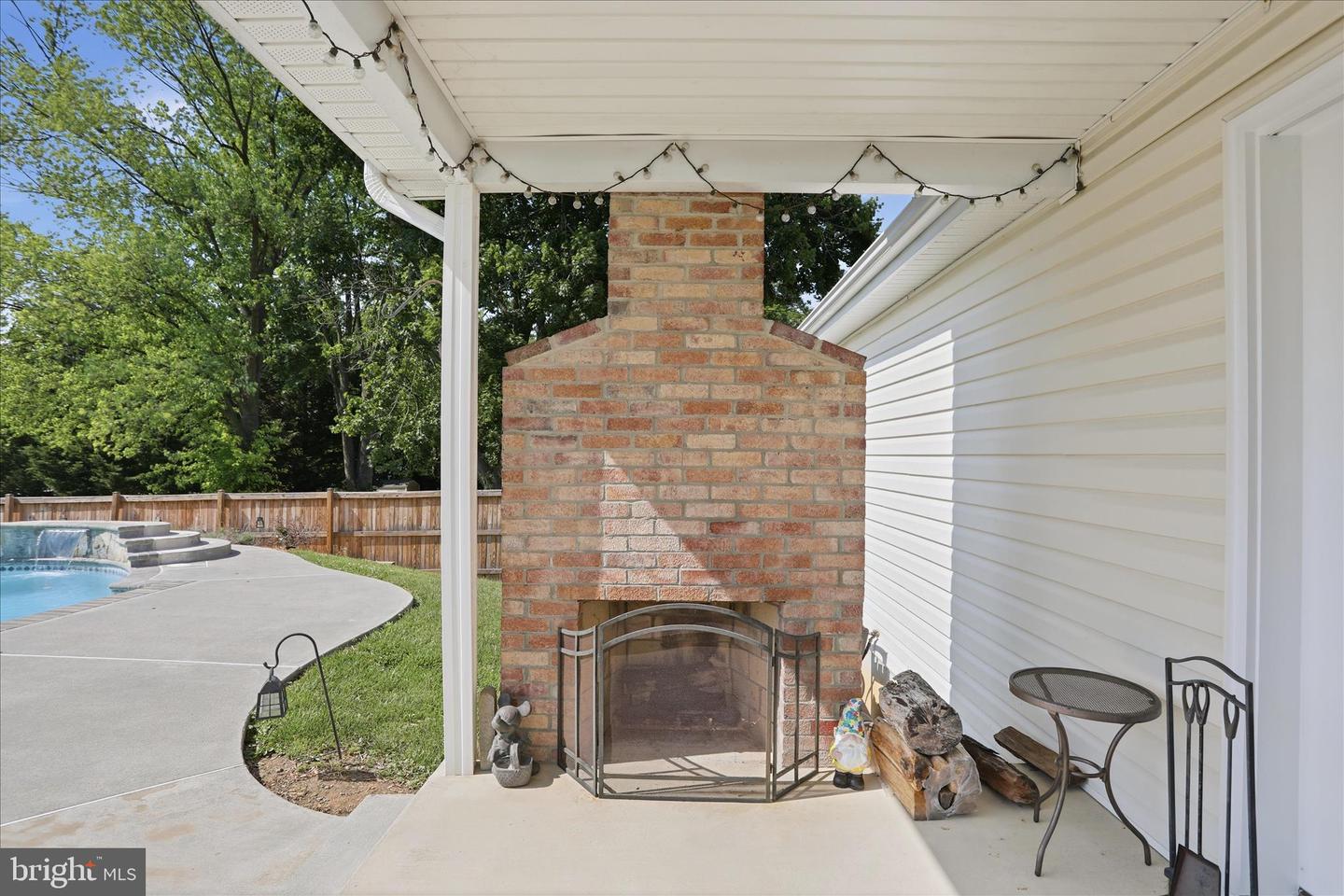 297 Euclid Ave Property Photo 60