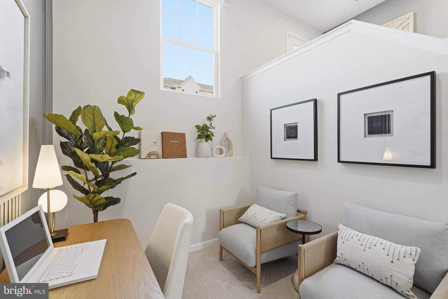 19 United Mews #[539] Property Photo 60