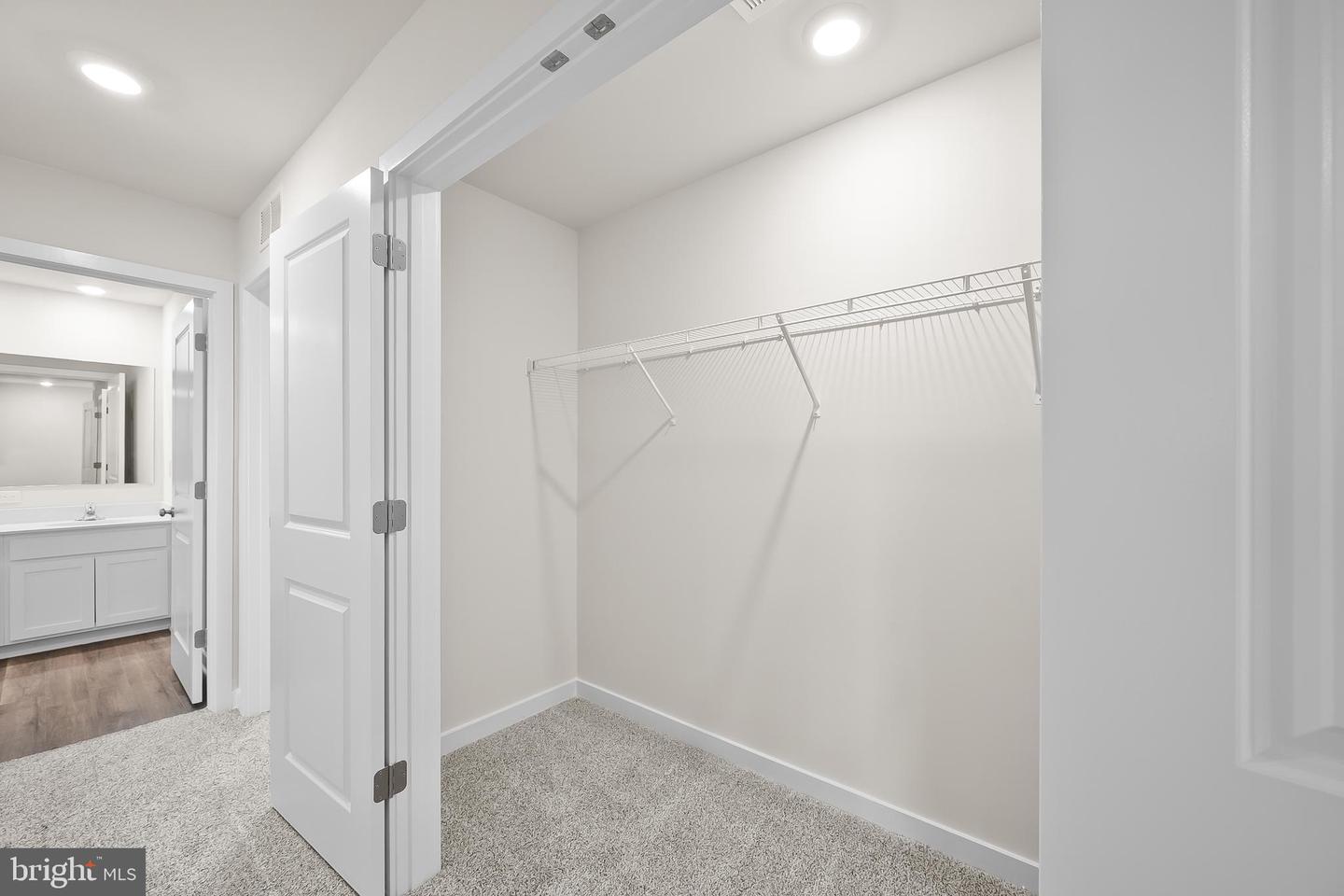 212 Eclipse St Property Photo 22