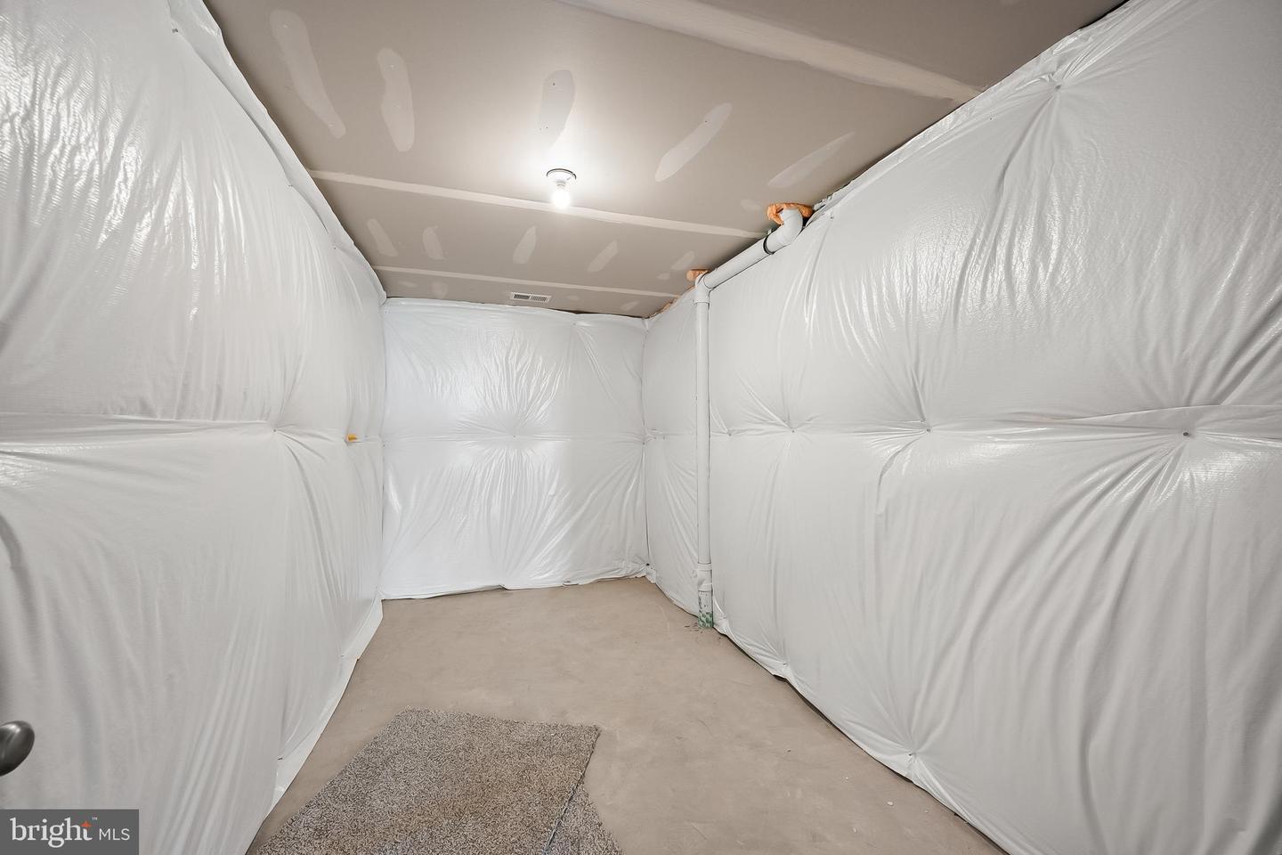 212 Eclipse St Property Photo 33