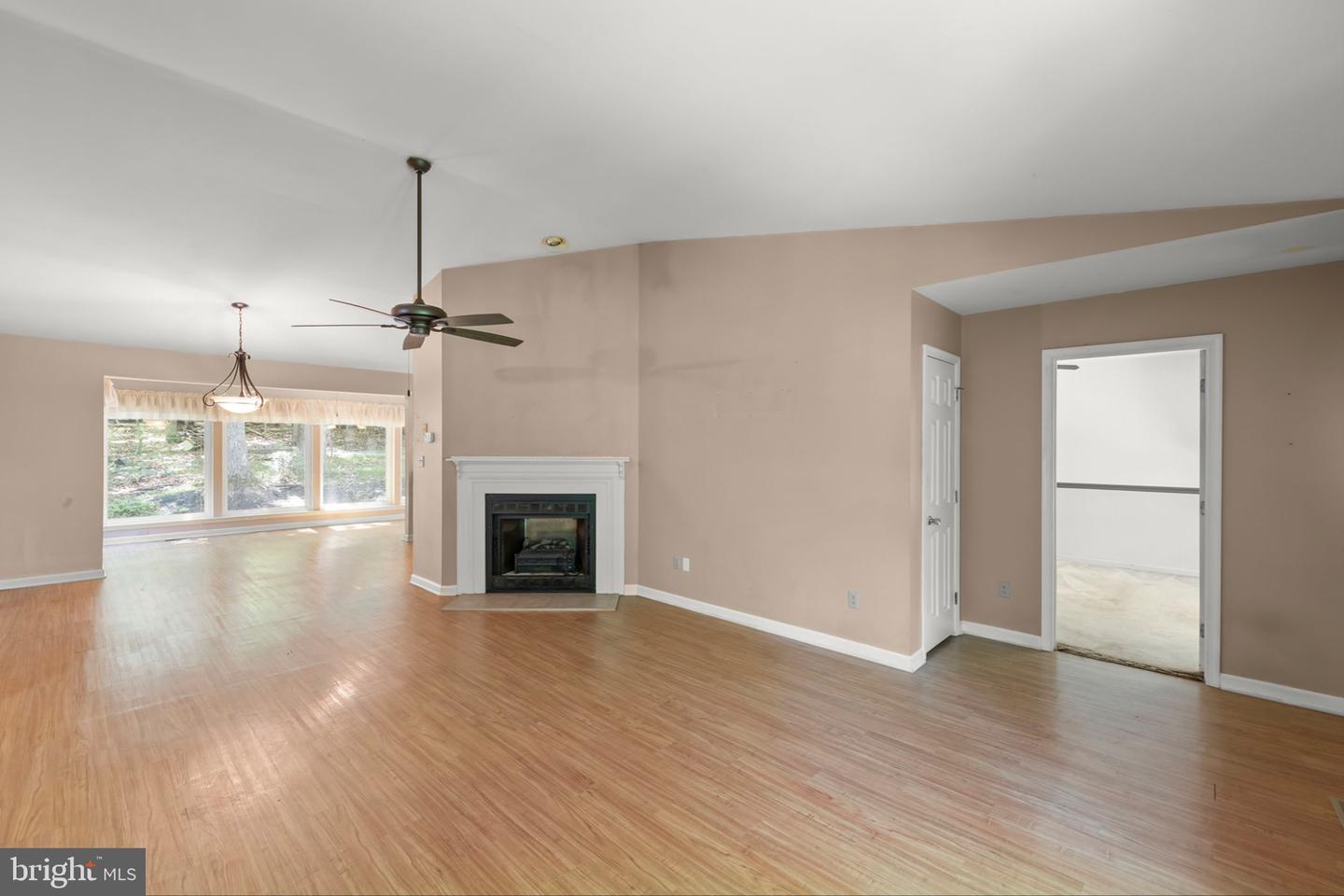 296 Sour Mash Rd Property Photo 4