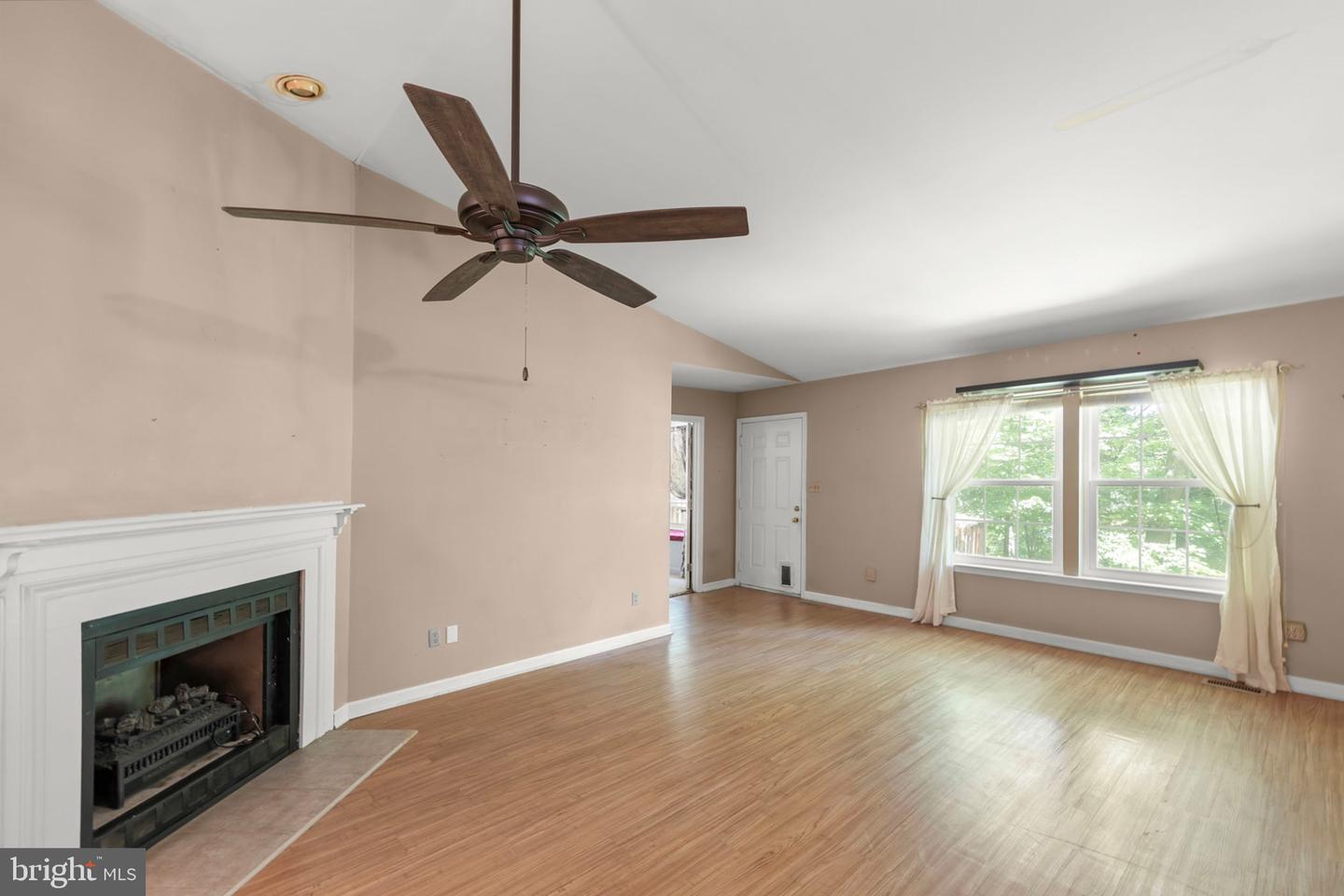 296 Sour Mash Rd Property Photo 5