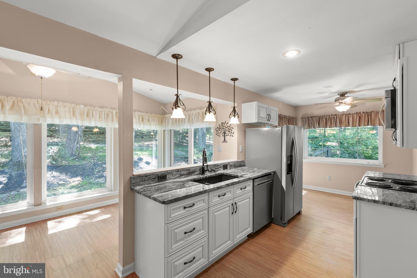 296 Sour Mash Rd Property Photo 9