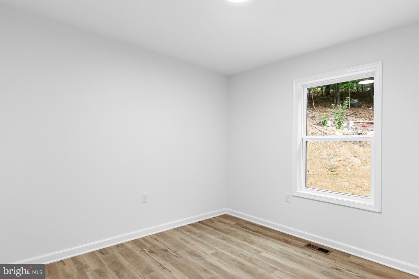 424 Stone Ridge Rd Property Photo 16