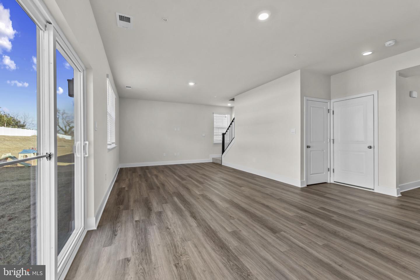 224 Eclipse St Property Photo 10