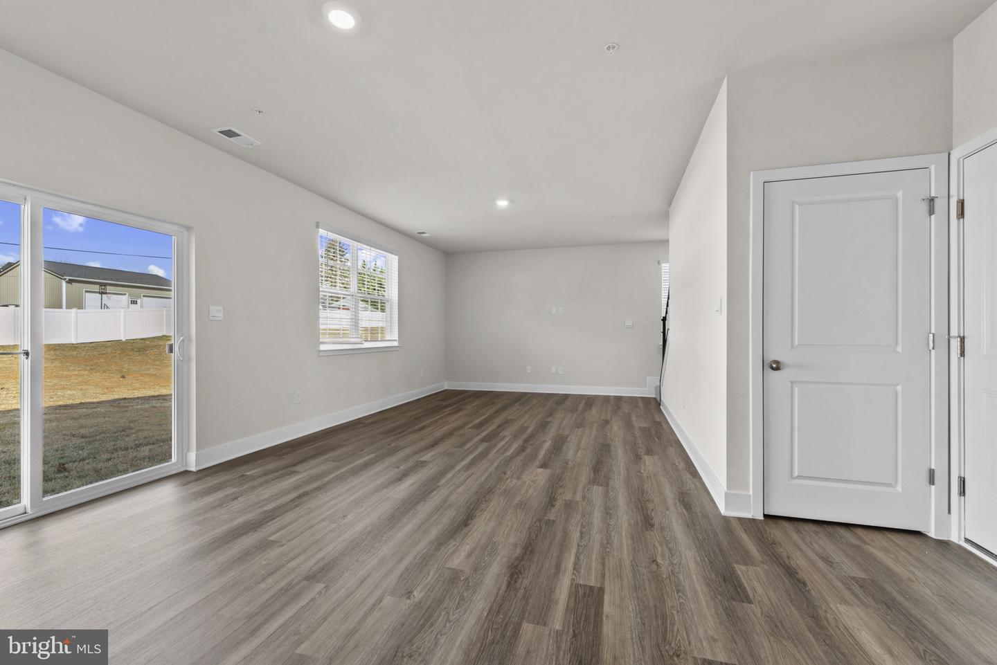 224 Eclipse St Property Photo 11