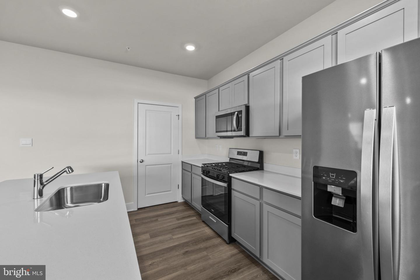 224 Eclipse St Property Photo 14
