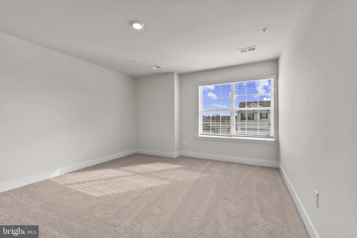 224 Eclipse St Property Photo 23