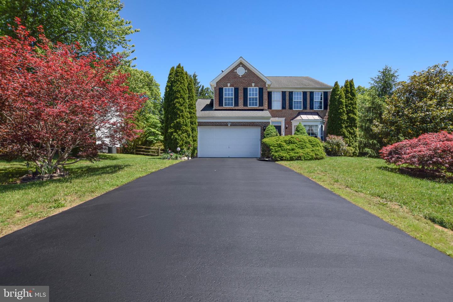 438 SAWGRASS DR