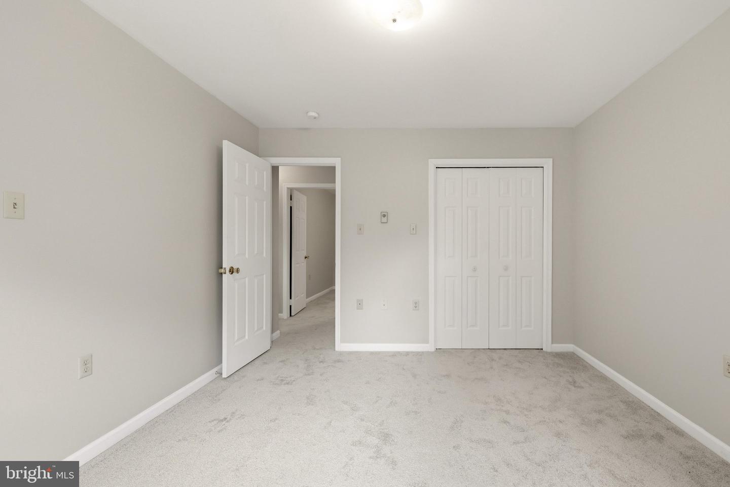 105 Fenway Dr Property Photo 31