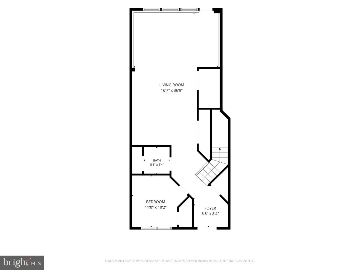 18 Davis St Property Photo 4