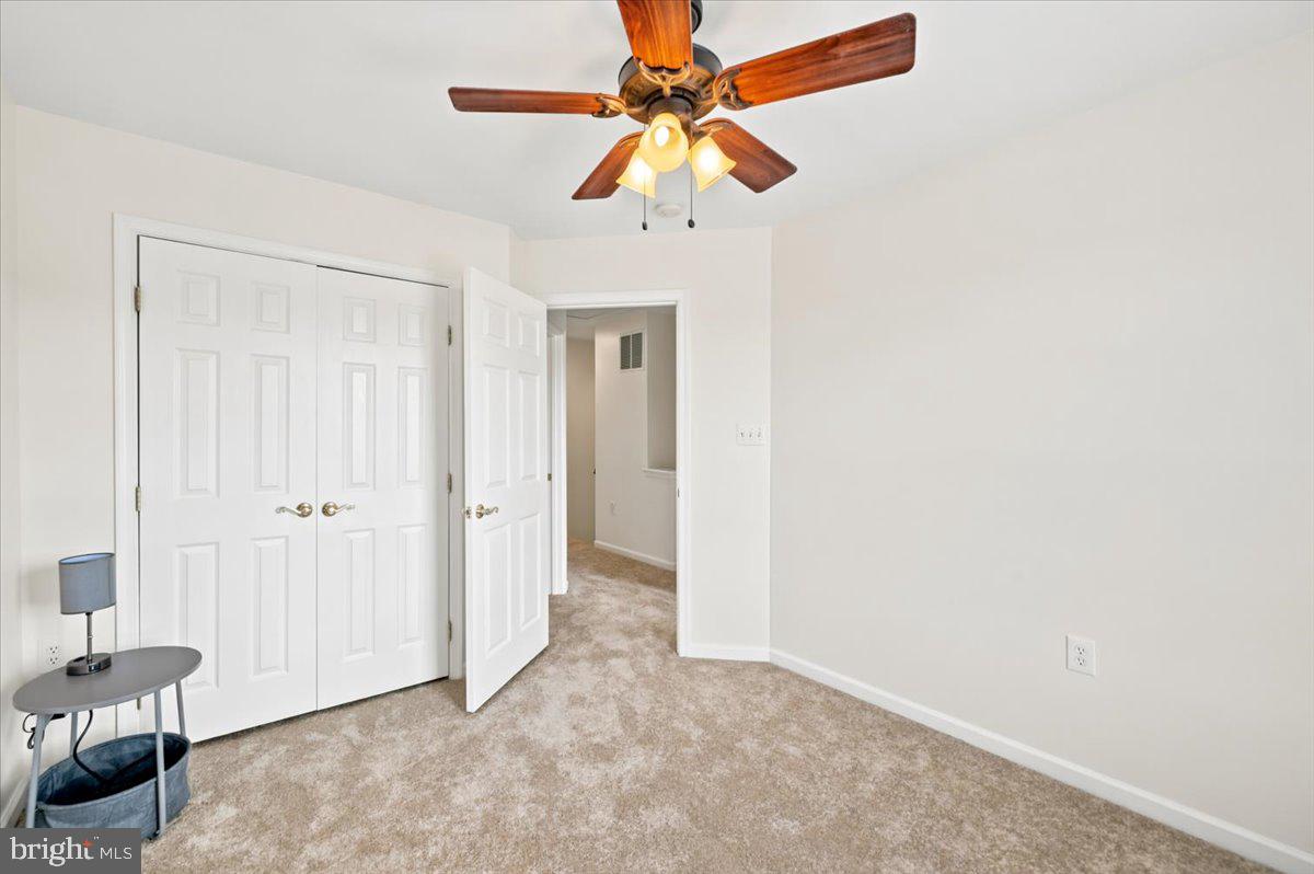 18 Davis St Property Photo 37