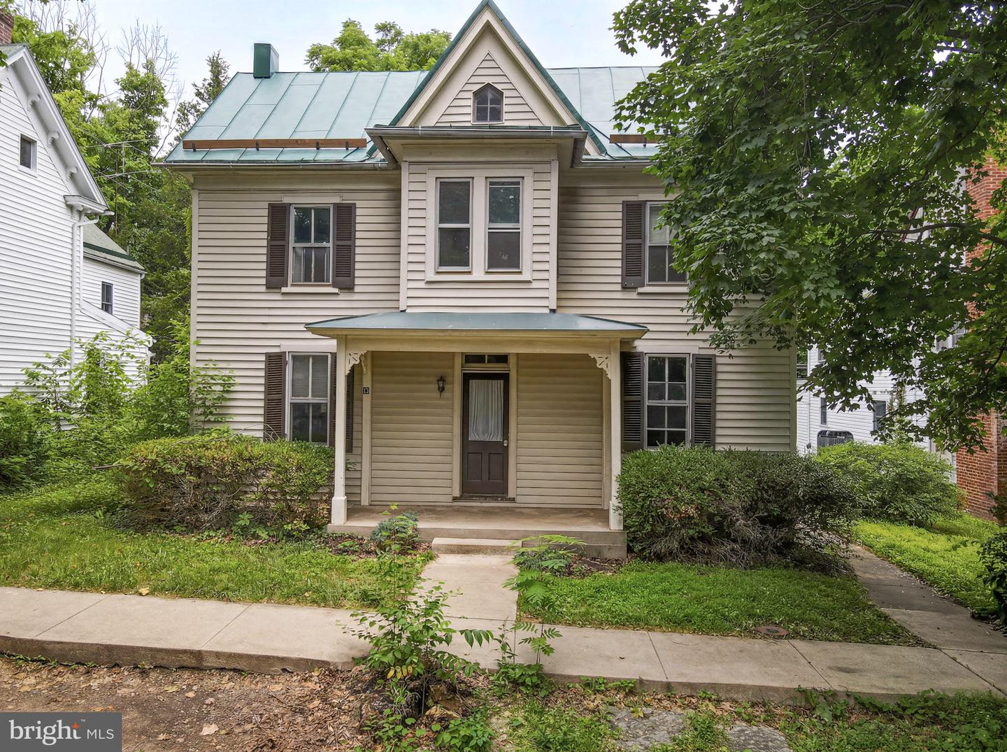 17 Old Prospect Ave Property Photo 1