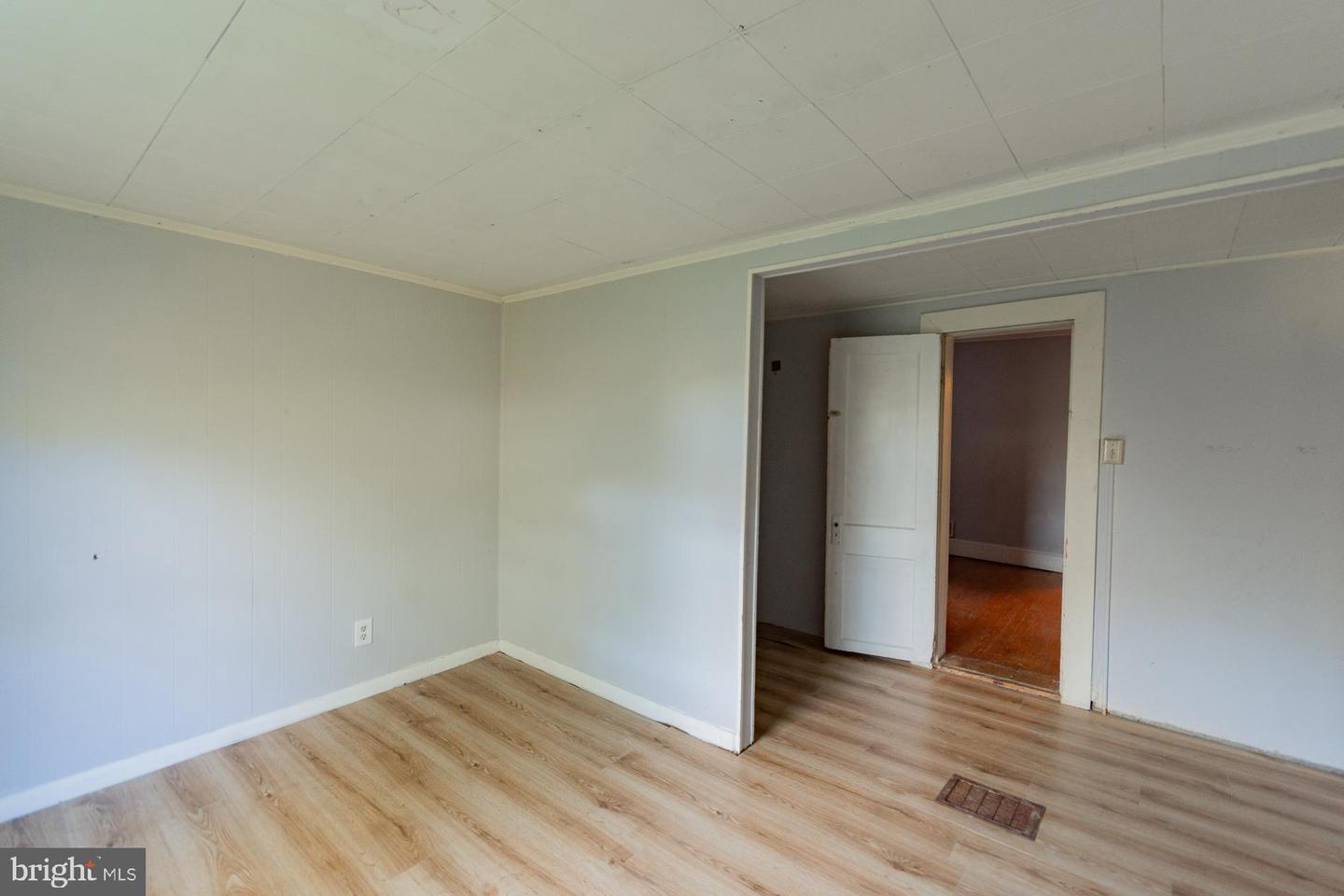 628 Brownville Ln Property Photo 24
