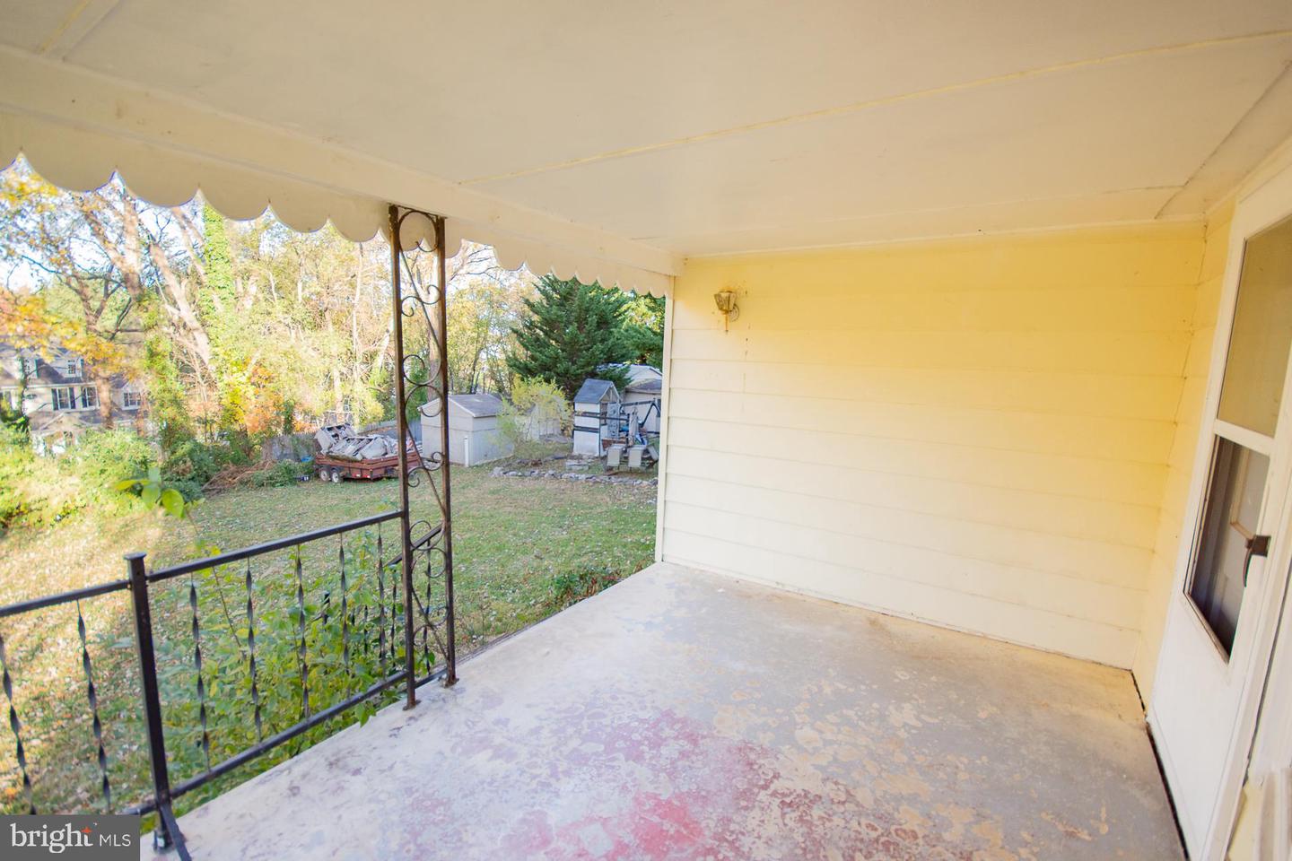 628 Brownville Ln Property Photo 33