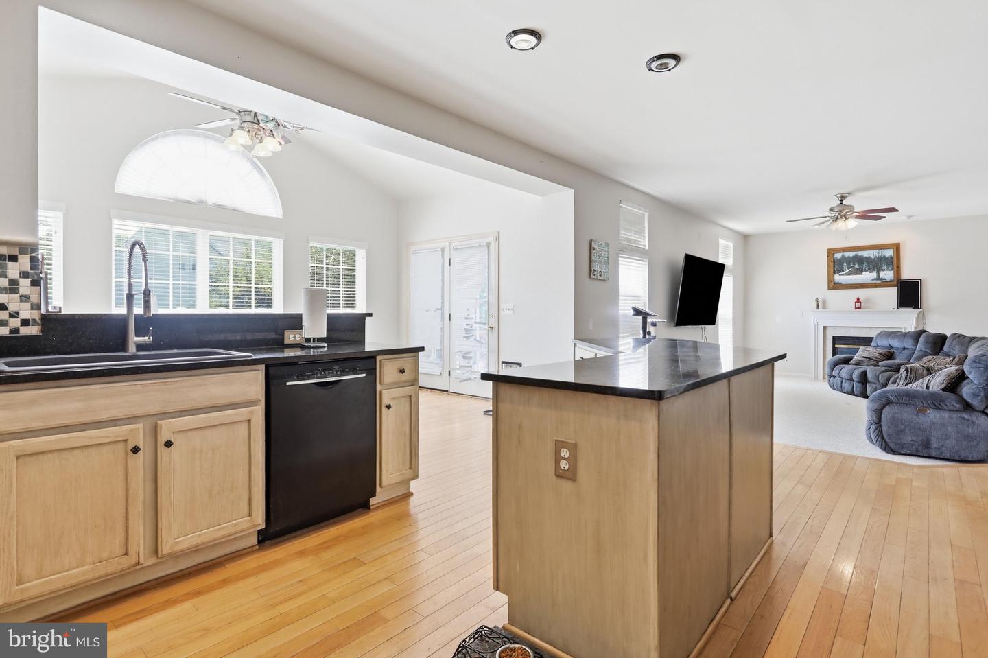 183 Pebble Beach Property Photo 4