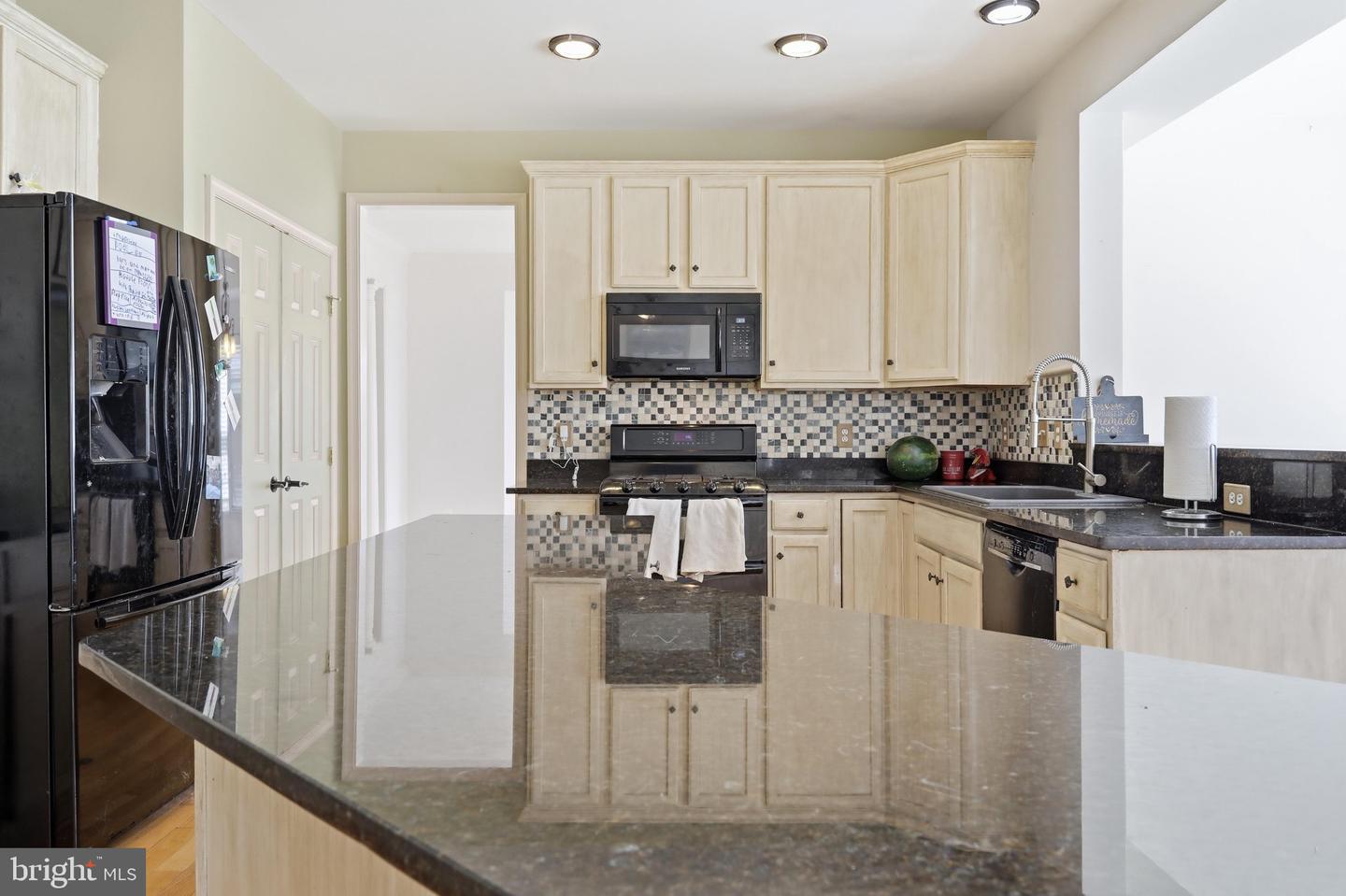 183 Pebble Beach Property Photo 8