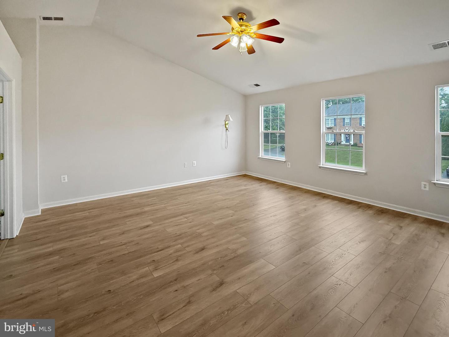 173 Sawgrass Dr Property Photo 29