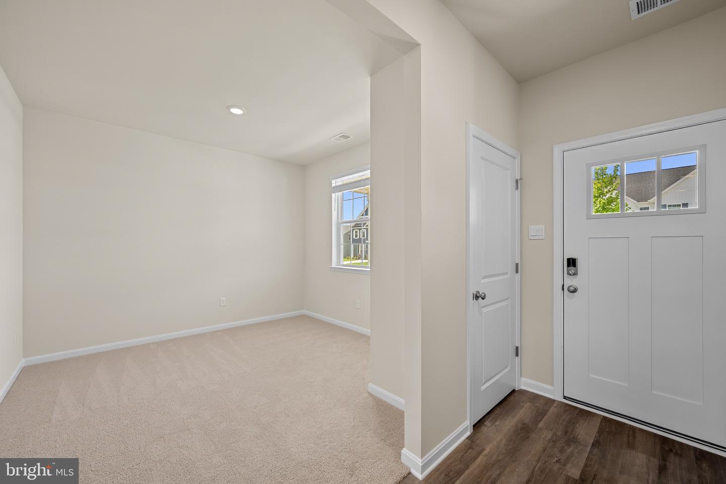 207 Maxwell St Property Photo 3