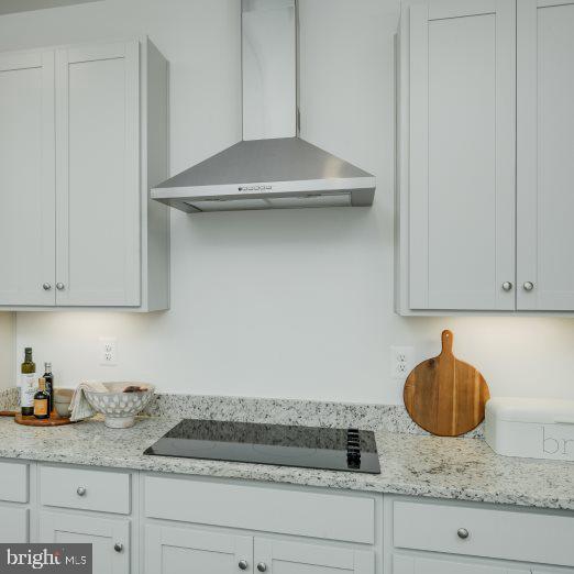 35 Whispering Brook Ln #hs 495 Property Photo 6