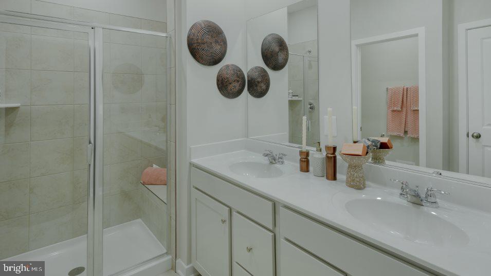 35 Whispering Brook Ln #hs 495 Property Photo 13