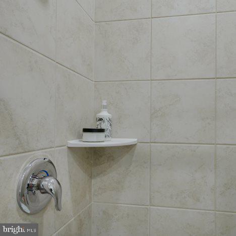 35 Whispering Brook Ln #hs 495 Property Photo 16