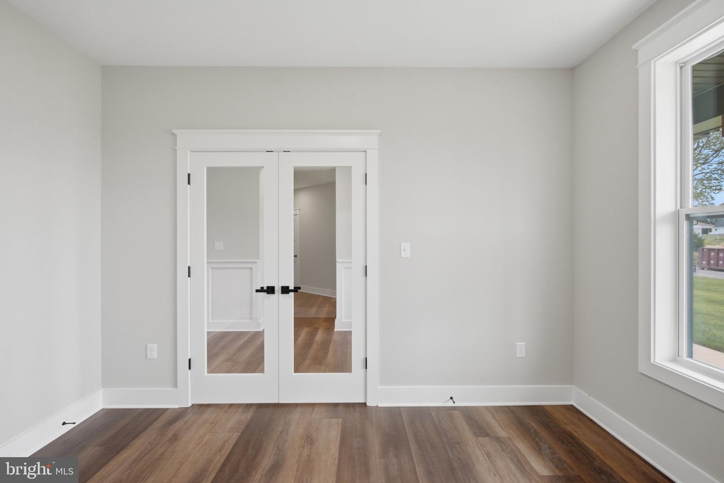 Jingle Bells Ct #lot 1 Property Photo 3