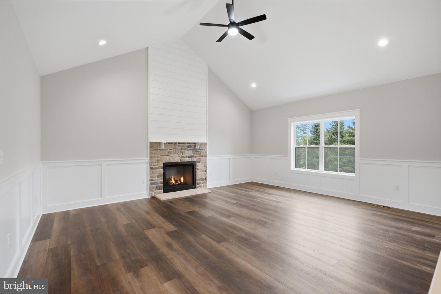Jingle Bells Ct #lot 1 Property Photo 5