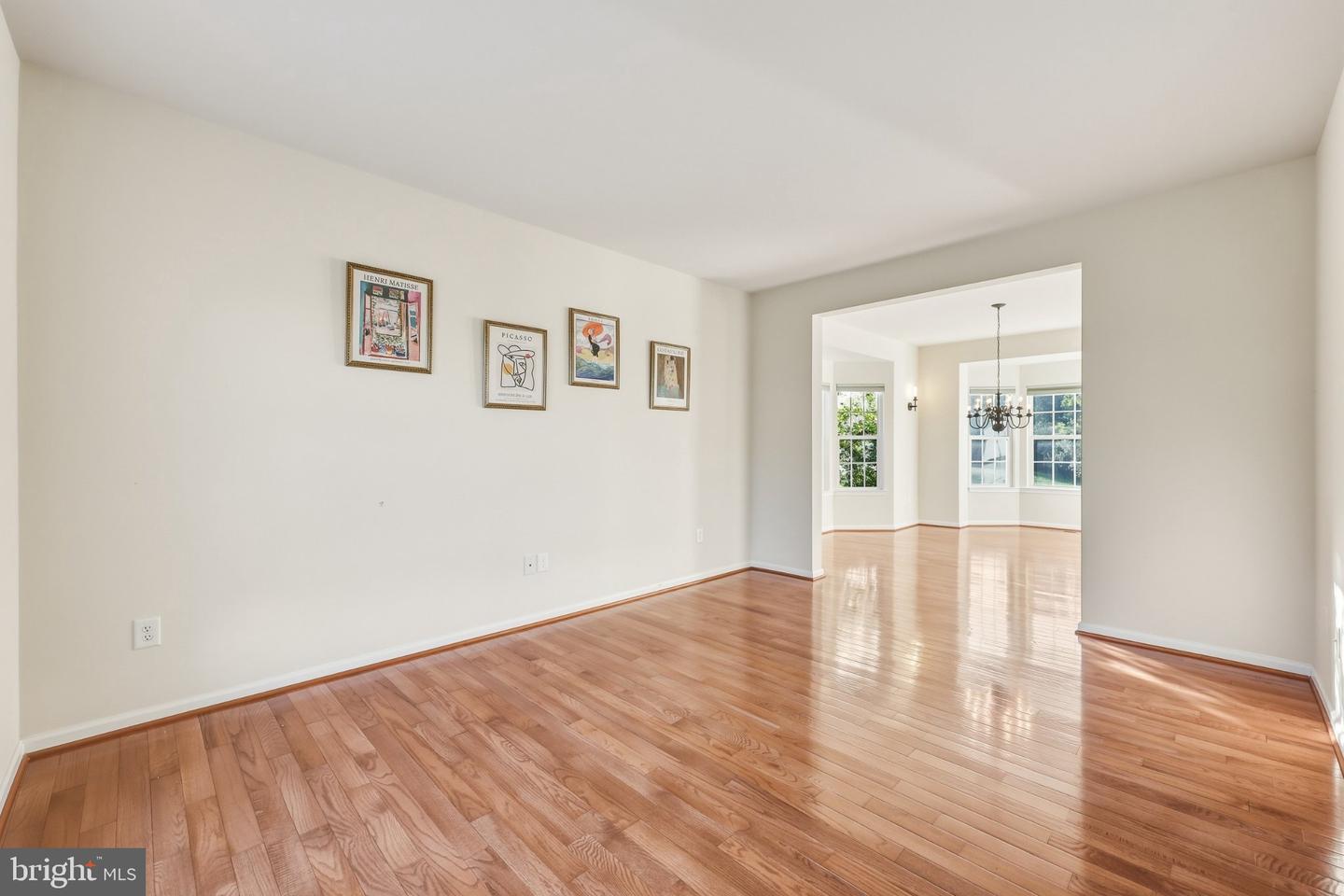 262 Canal Way Property Photo 6