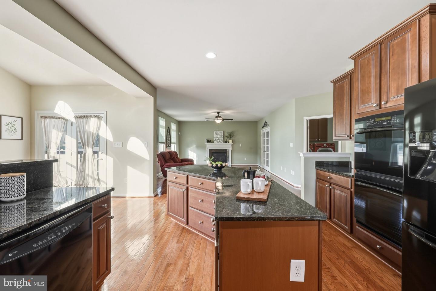 262 Canal Way Property Photo 10