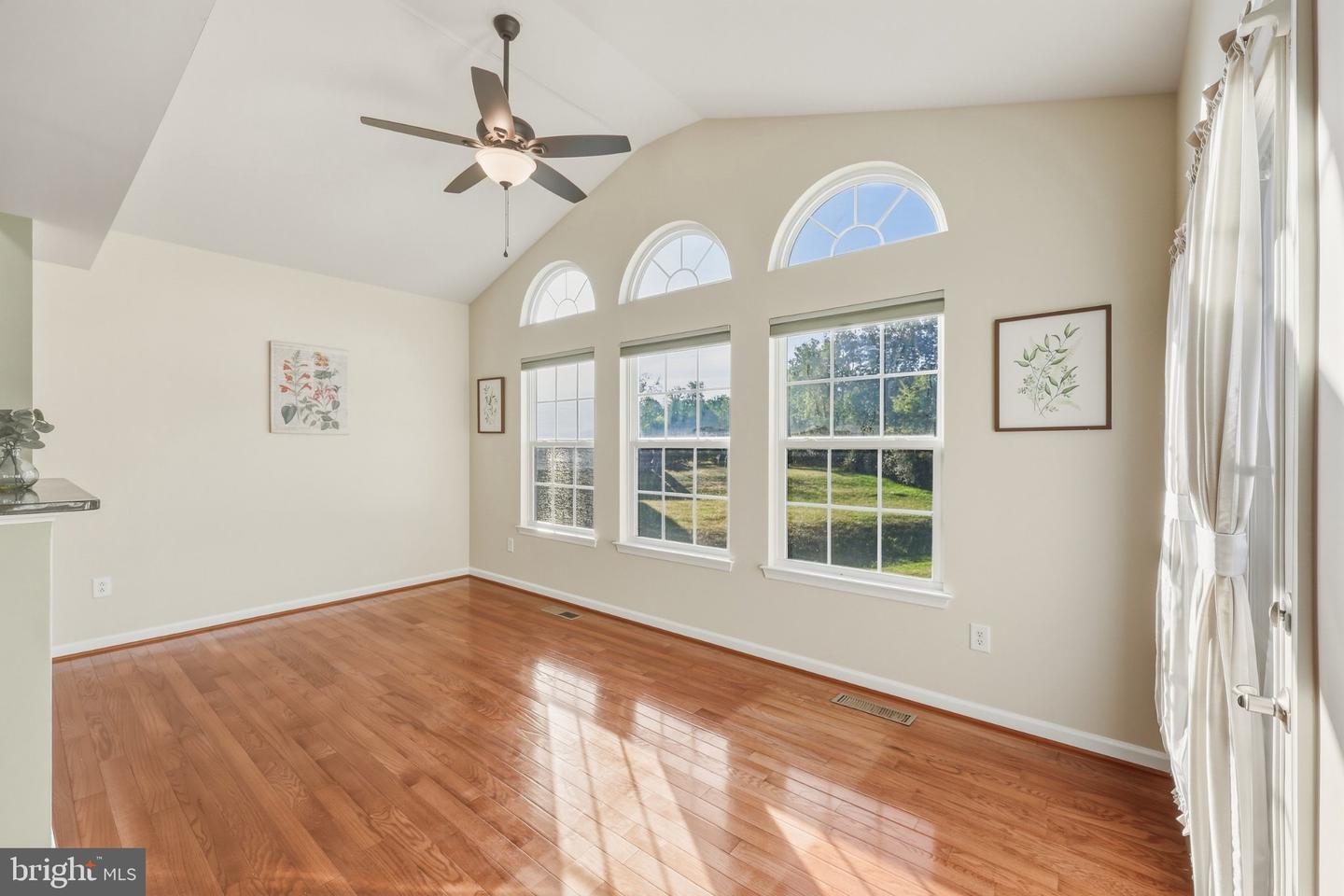 262 Canal Way Property Photo 14