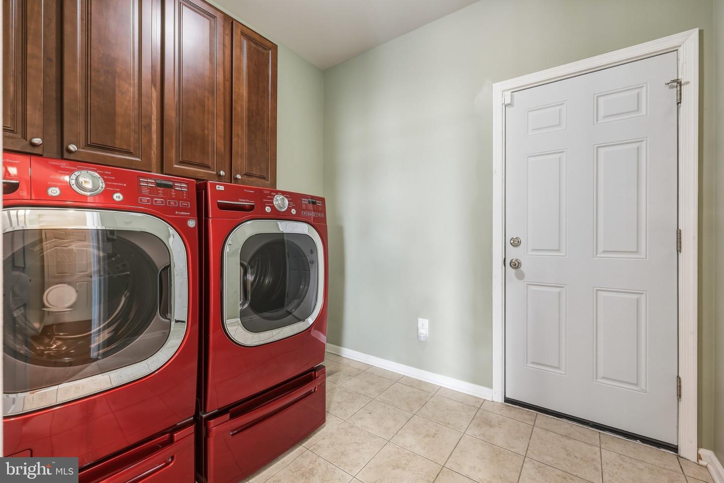 262 Canal Way Property Photo 23
