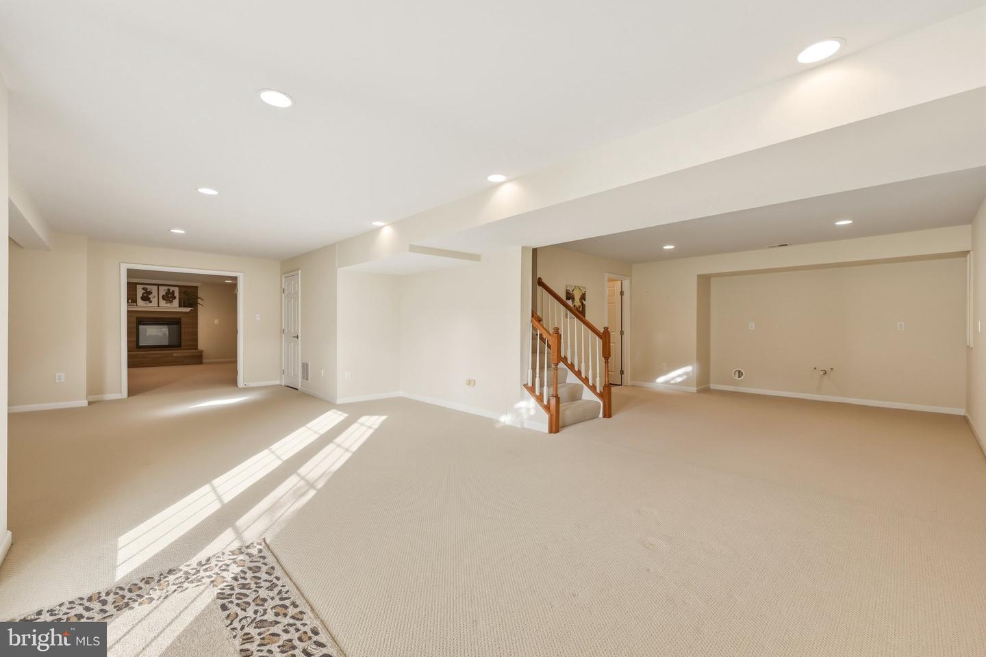262 Canal Way Property Photo 41