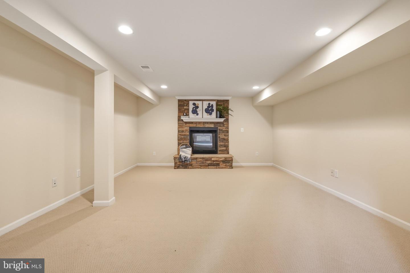 262 Canal Way Property Photo 43