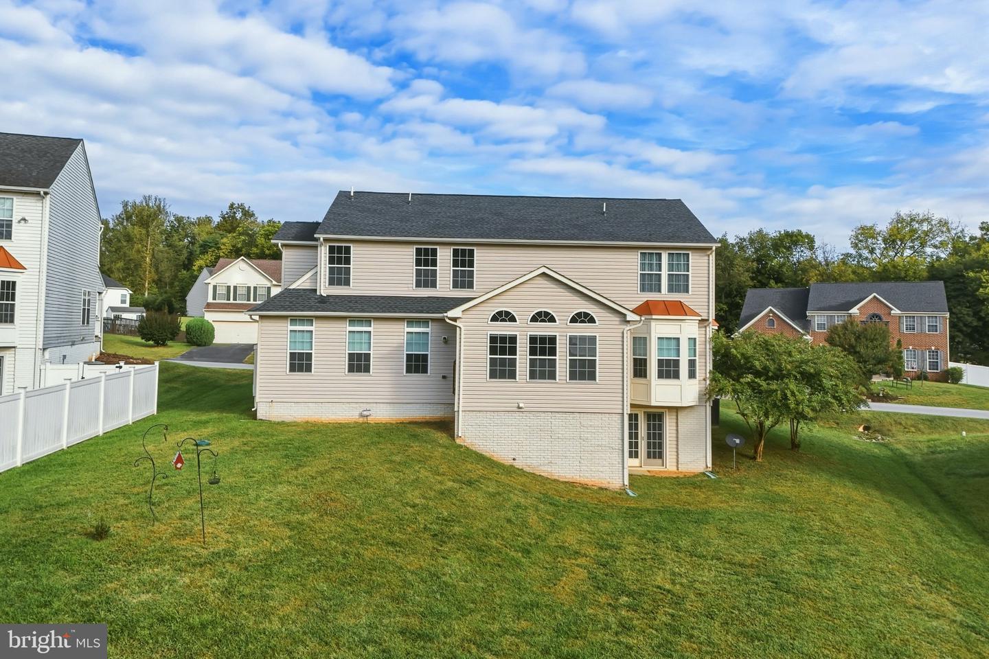 262 Canal Way Property Photo 48