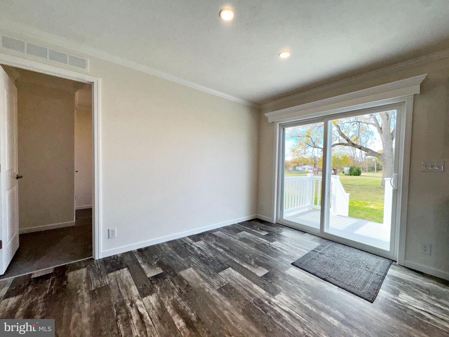 35 Fox Chase Ct Property Photo 14