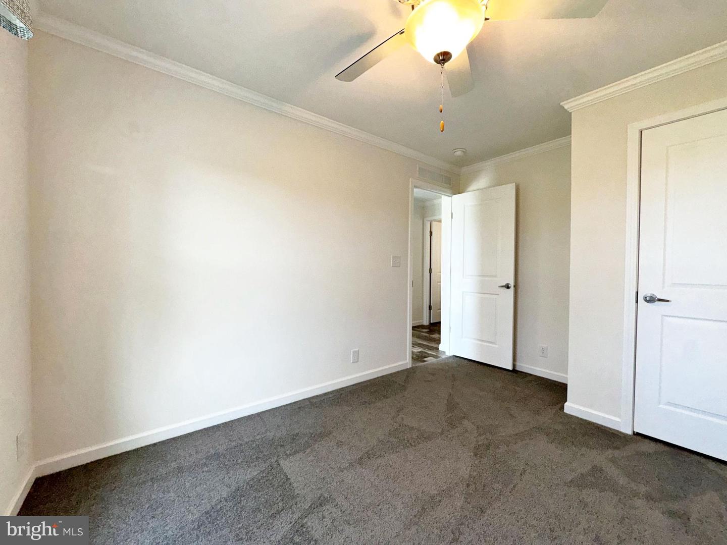 35 Fox Chase Ct Property Photo 25