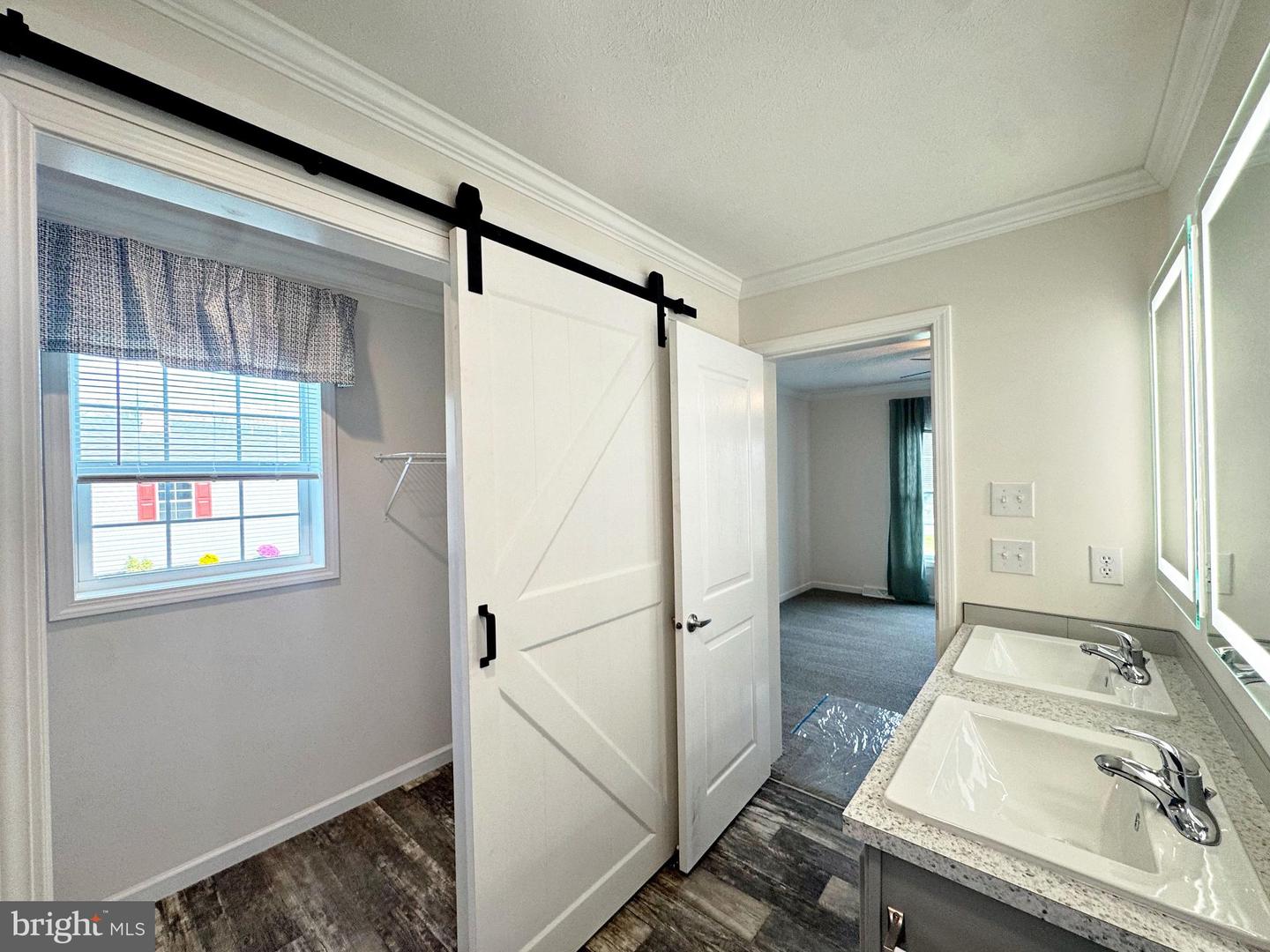 35 Fox Chase Ct Property Photo 29