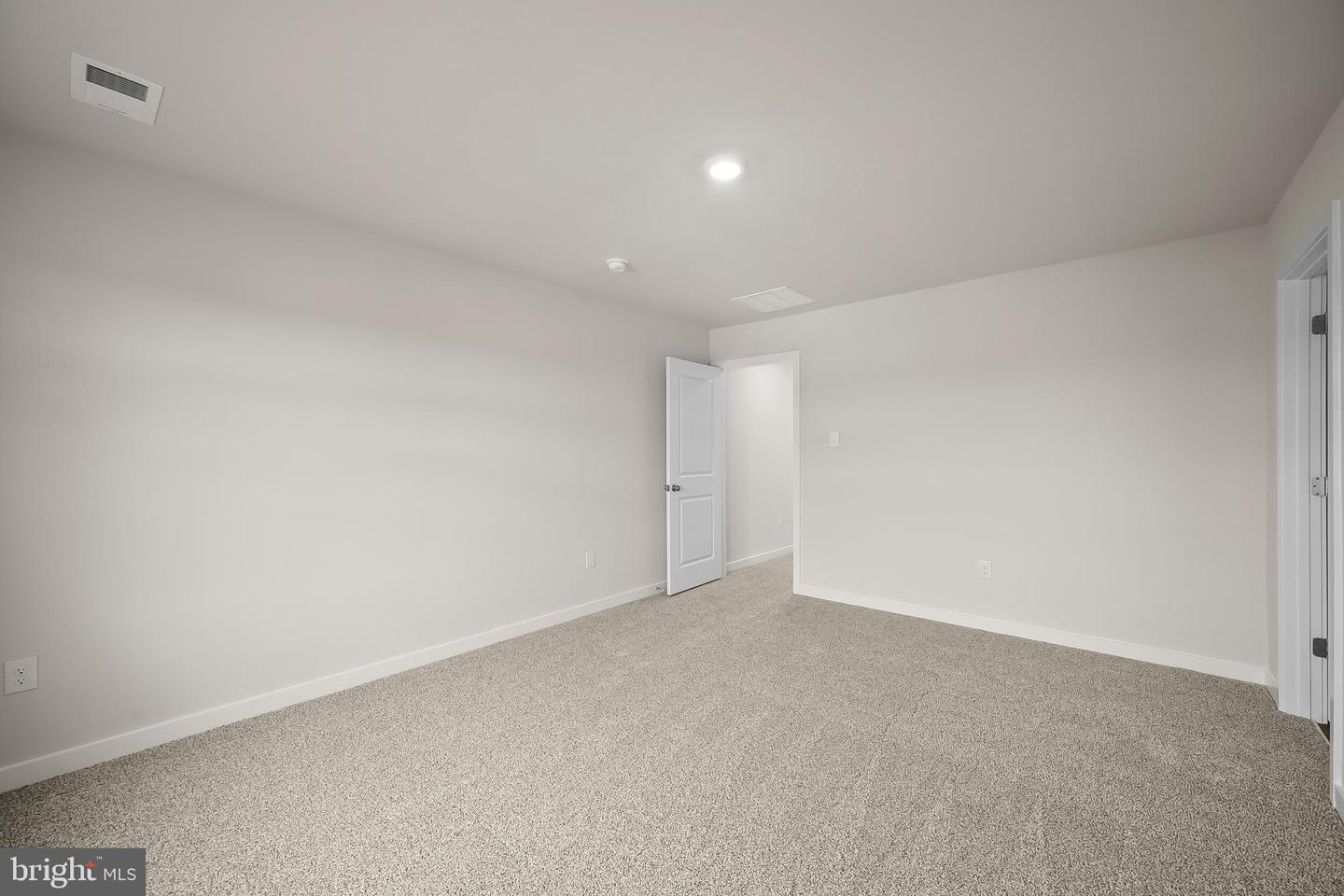 402 Eclipse St Property Photo 15