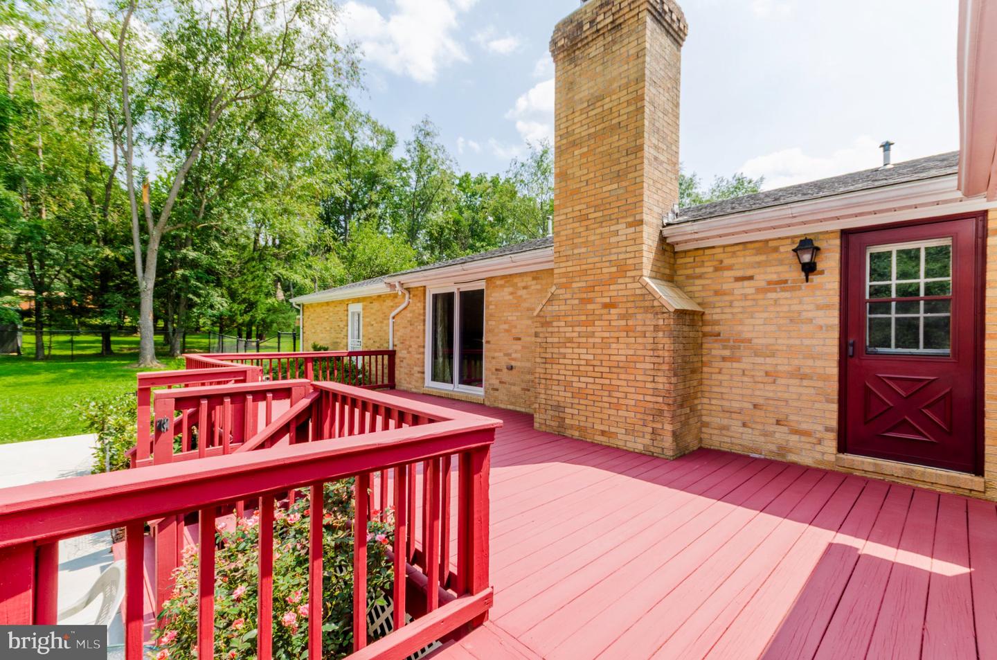 887 Woodbury Dr Property Photo 25