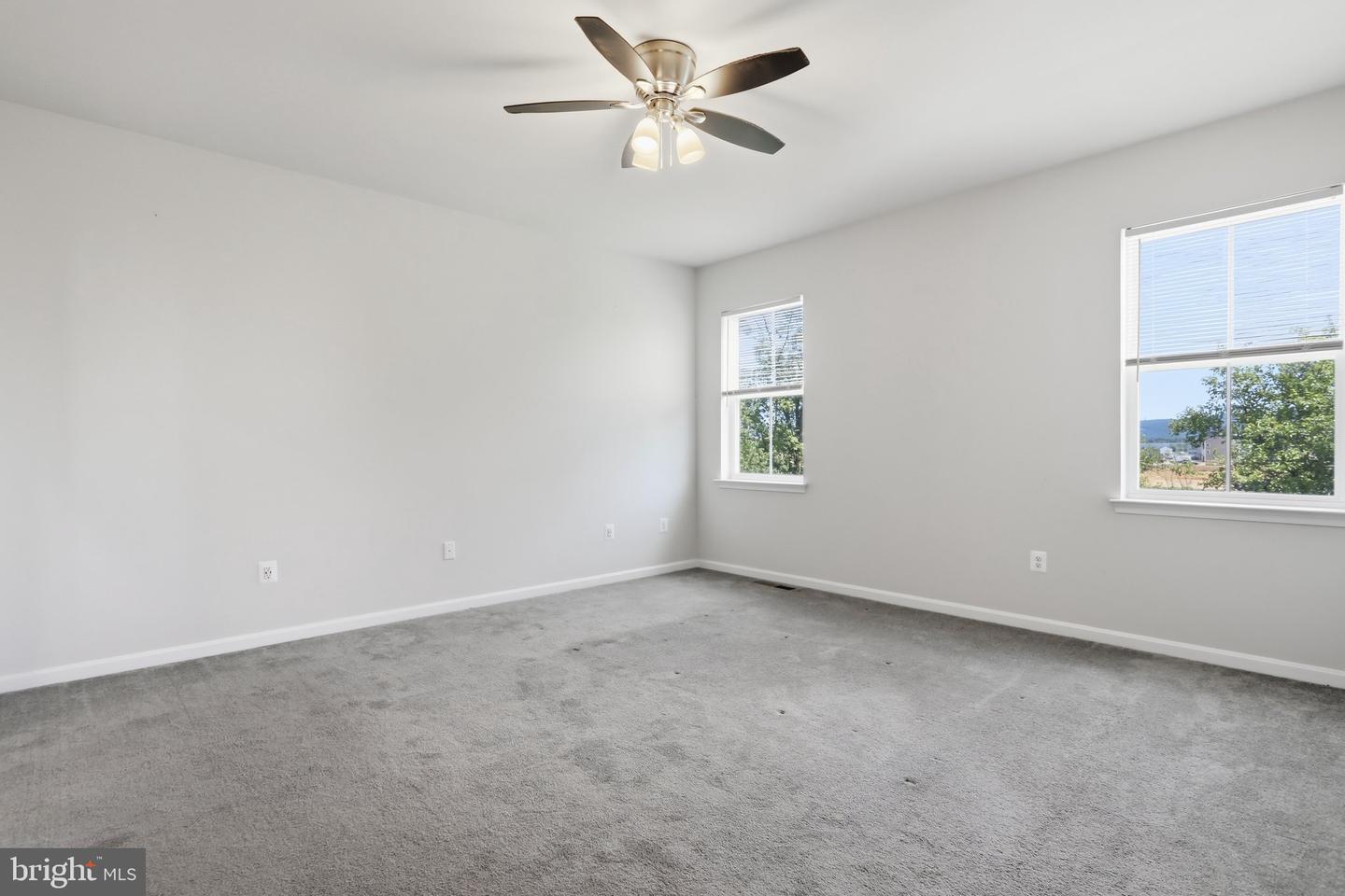 639 Barksdale Dr Property Photo 16
