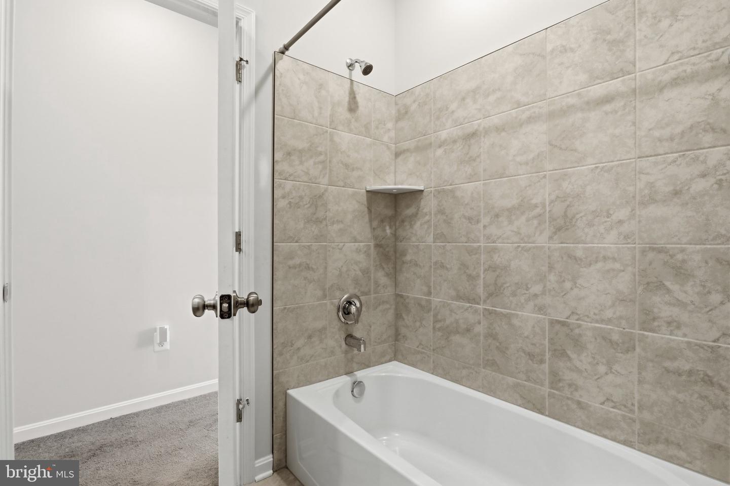 639 Barksdale Dr Property Photo 28