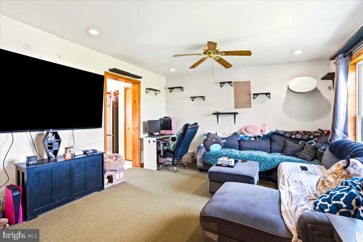 32 Three Sisters Ct Property Photo 8