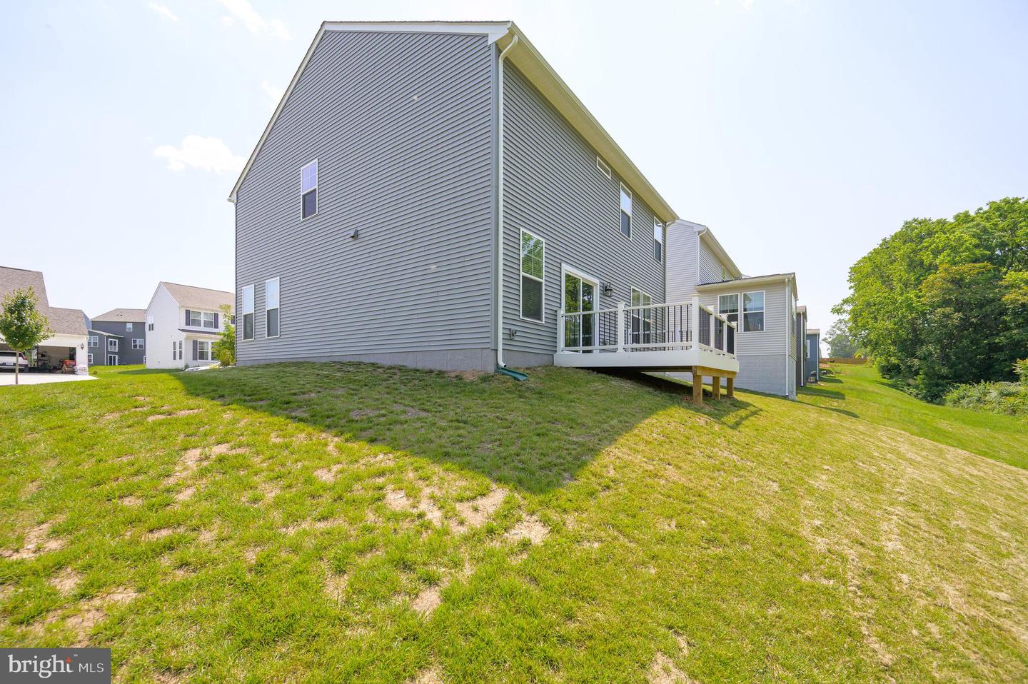 191 National St Property Photo 9