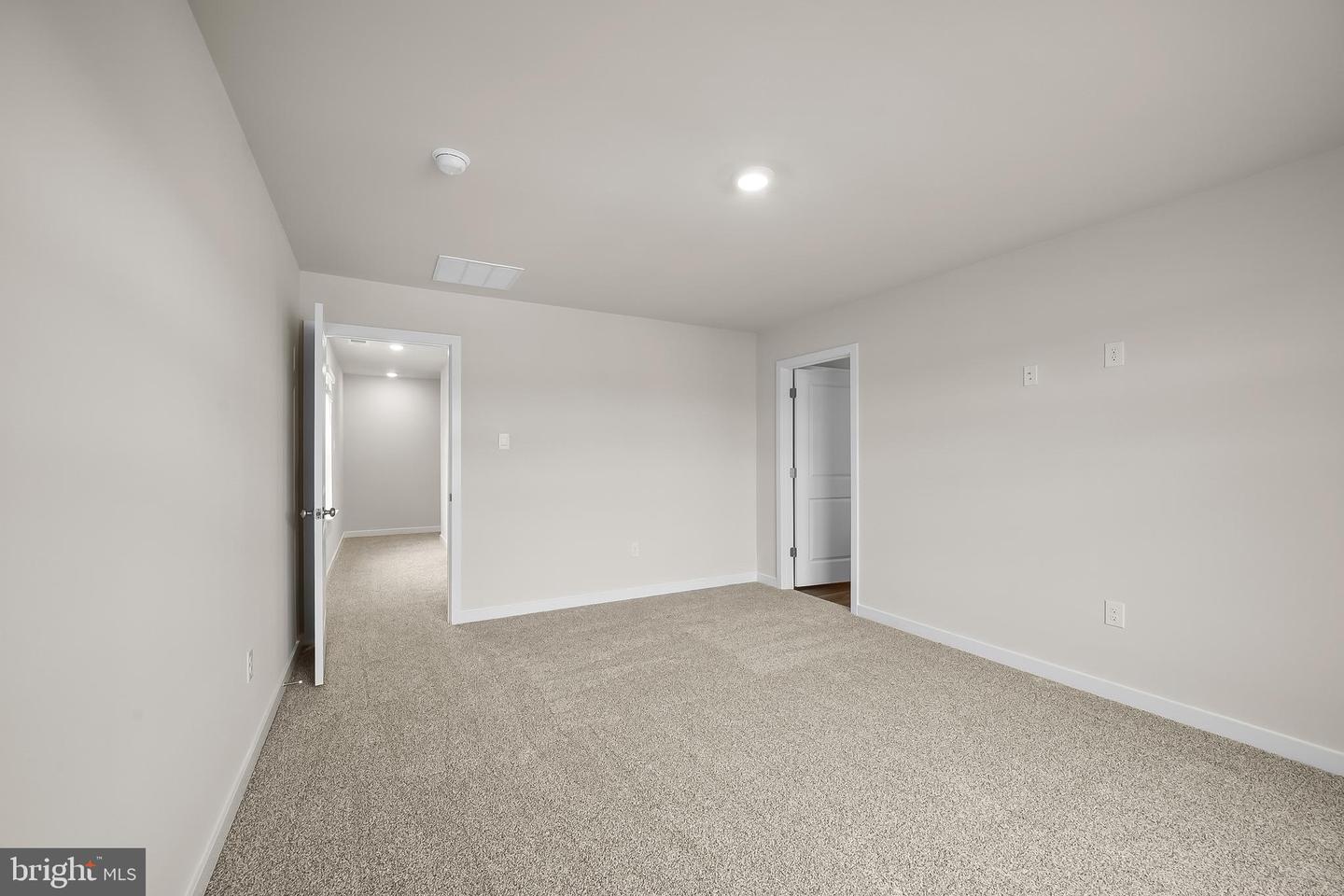 211 Eclipse St Property Photo 16
