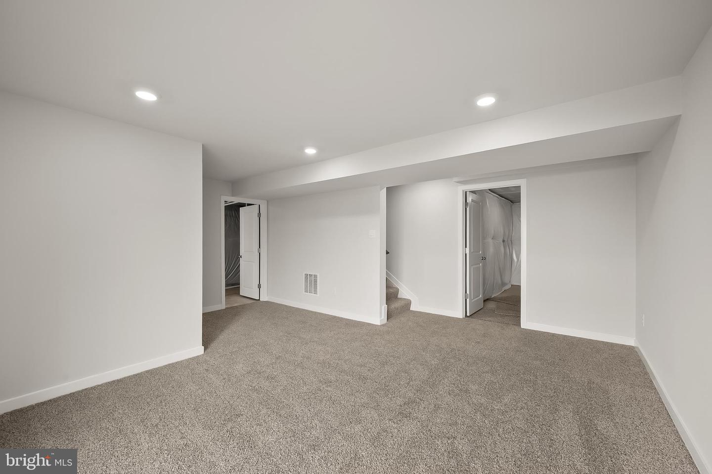 211 Eclipse St Property Photo 31