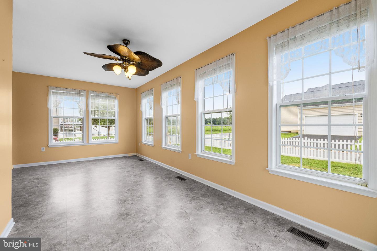 1207 Stallion St Property Photo 43